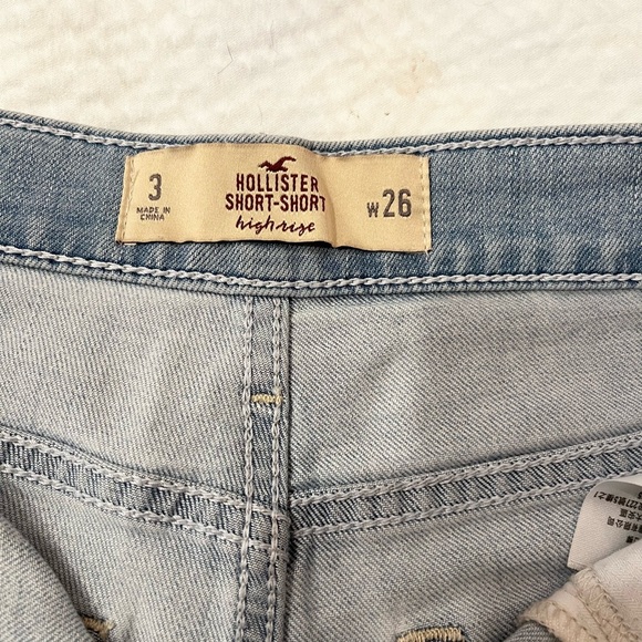Hollister short short high-rise size 3 - Picture 2 of 3